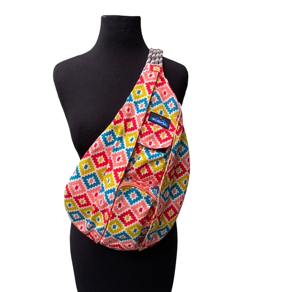 KAVU Rope Sling Bag Multicolor Geometric Print EUC 18"x11" - Picture 1 of 10